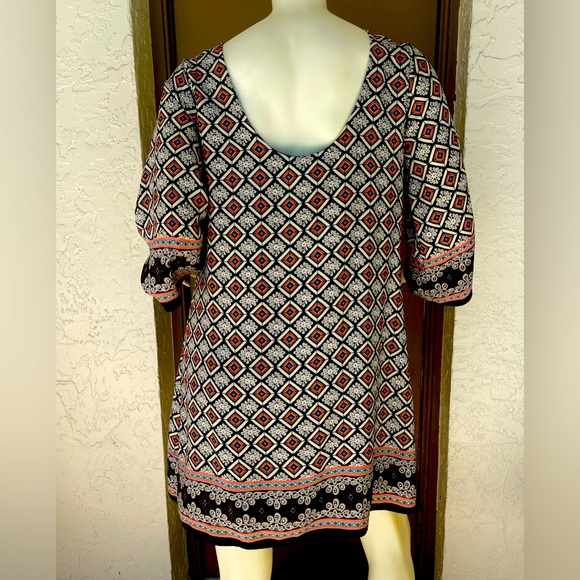 Geometric Patterned Women's Top by HARPER size L - Picture 2 of 11